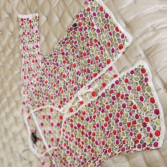 Saint Tropez Crochet Top/Cardigan - Picture 3 of 9